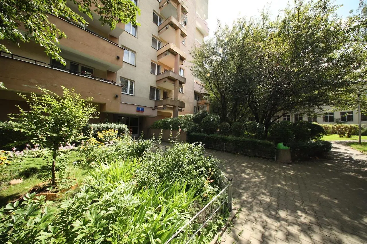 Bronco Apartments Warszawa 0*,  Polska